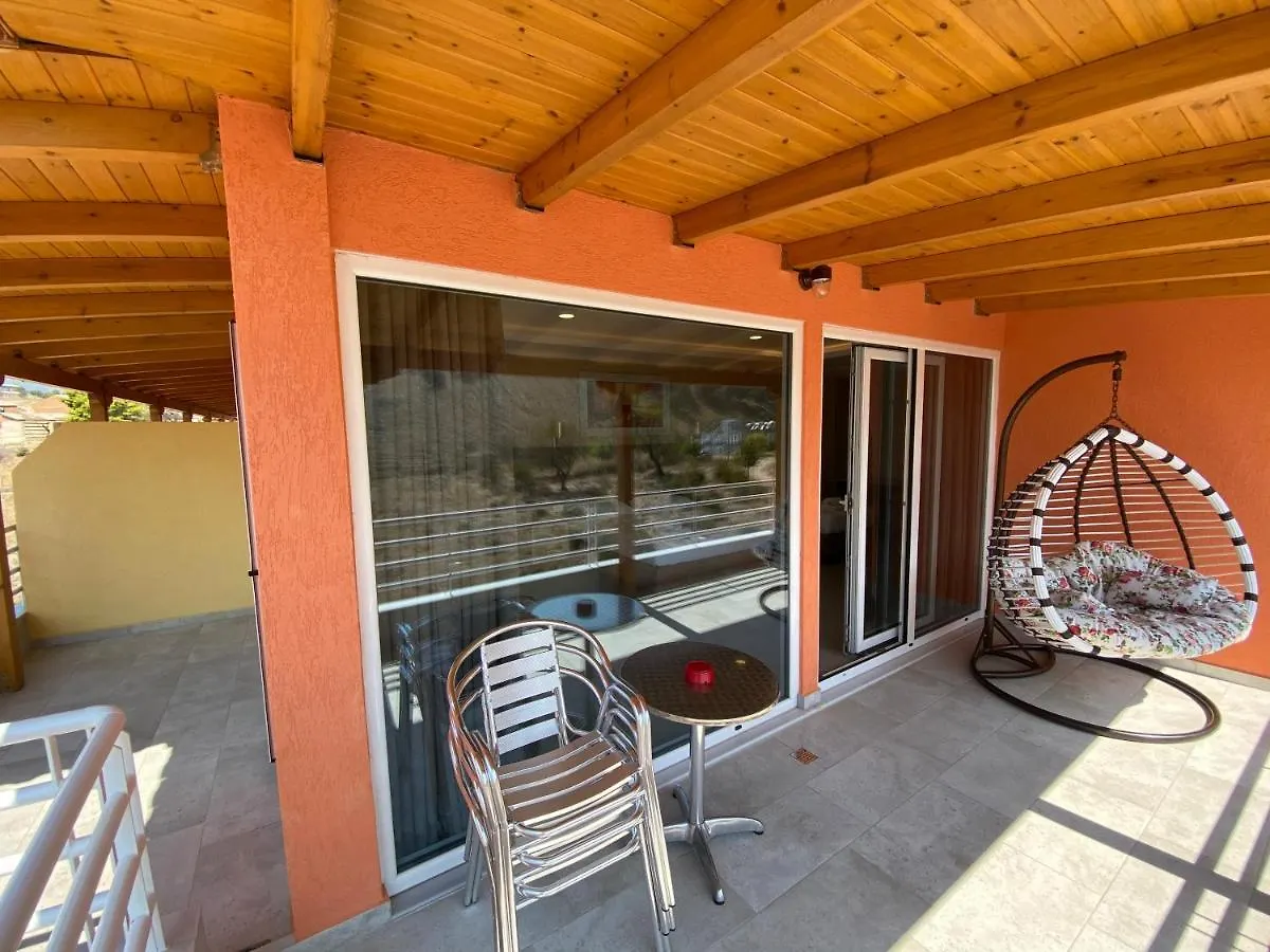 Karos Hotel Llaman Химара 0*,  Албания