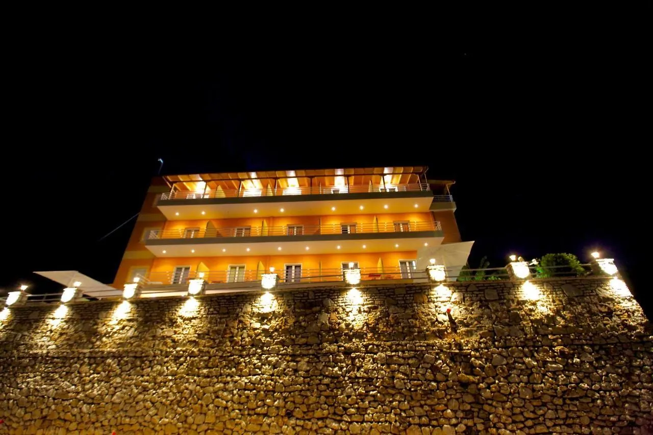 Karos Hotel Llaman Химара