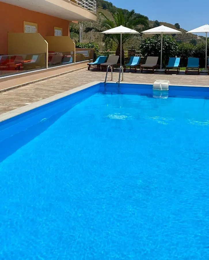 Karos Hotel Llaman Himara