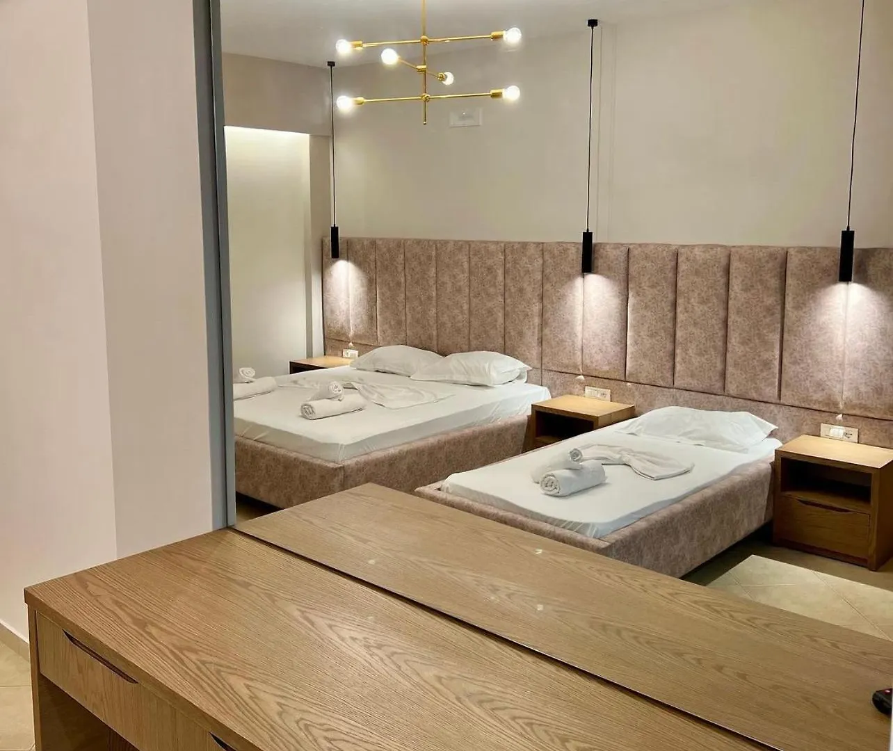 Karos Hotel Llaman Himara